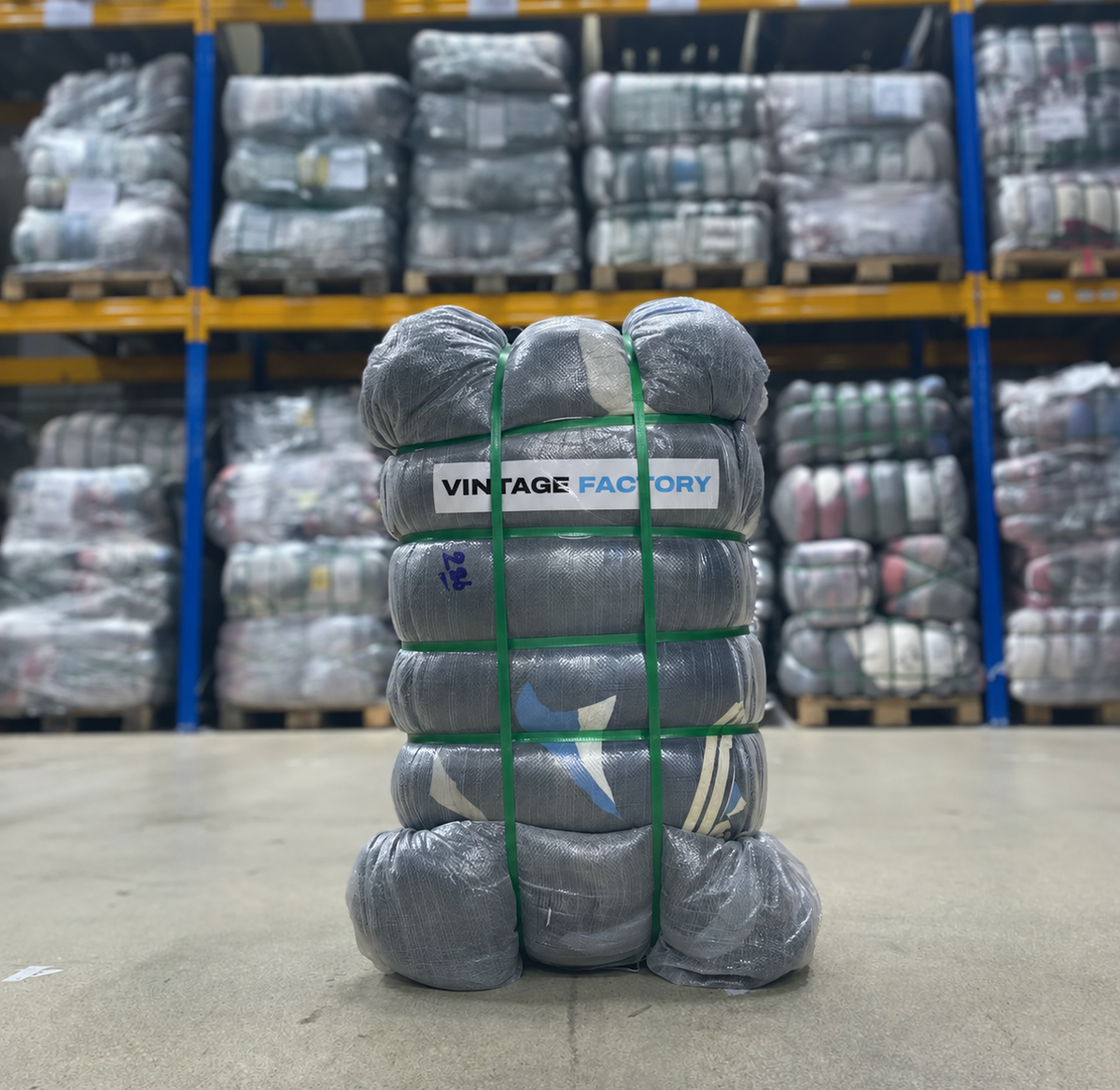 Heavy Branded Nylon Jackets Bale (50 Pieces)